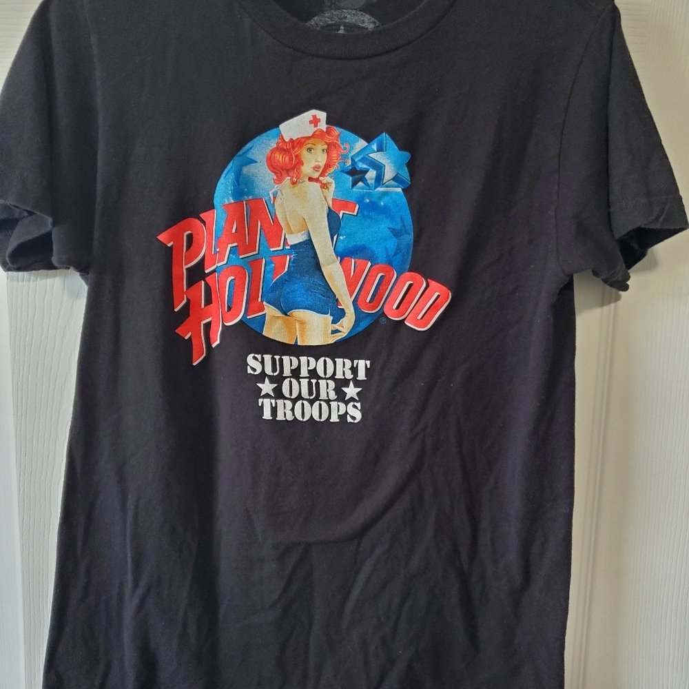 Planet Hollywood Support Troops Pinup